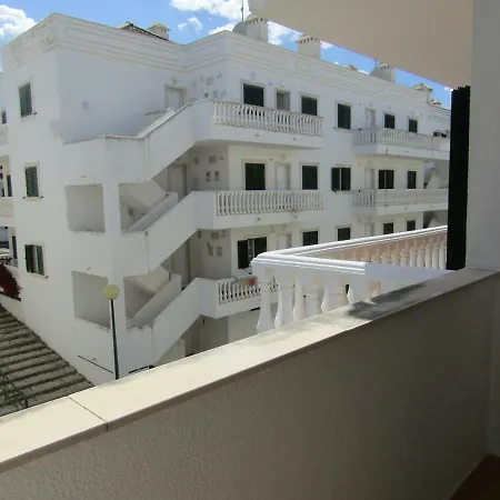 Twins House Apartman Conceição